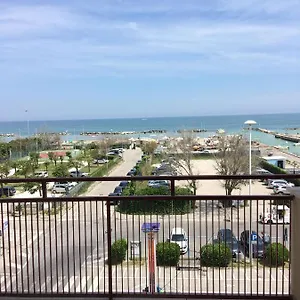 cattolica-sea-view.emilia-romagnahotels.net/